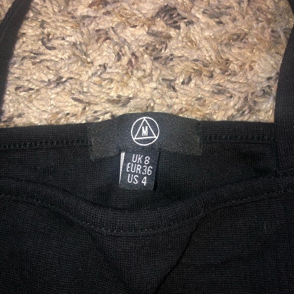 Misguided straight neck crop top - Picture 2 of 2